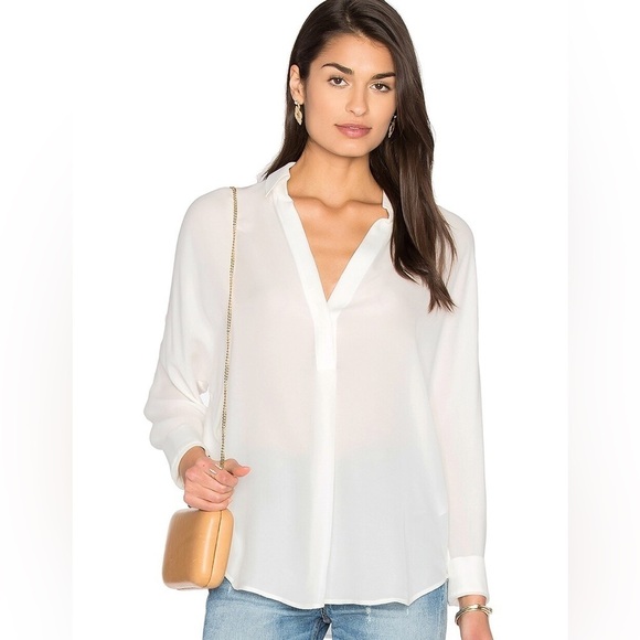 Vince 100% Silk Ivory V Neck Long Sleeve Top Sz L Button Quiet Luxury Mature - Picture 10 of 10